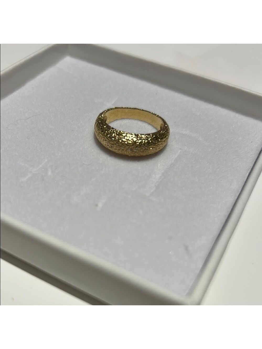 Elegant Gold Vermeil Ring from D. Louise - Picture 4 of 6